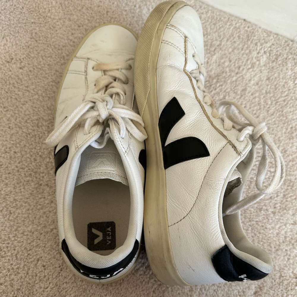 Veja sneakers